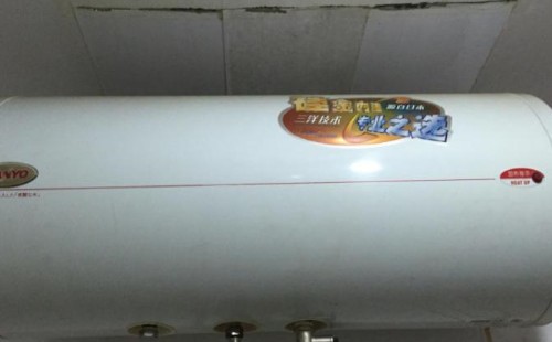 �����ˮ���ضȮ�����ν�Q�������ˮ��(li��n)���S��