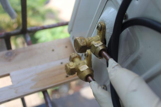 ������{(di��o)��(n��i)�C(j��)©ˮʲôԭ��