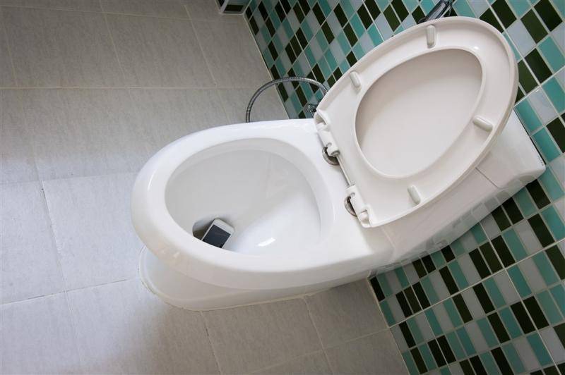 ��ô���RͰ