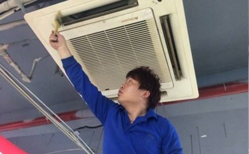 ���ڸ��(zhu��n)�I(y��)���{(di��o)��ϴ���M(f��i)��(bi��o)��(zh��n)_�gӭ�A(y��)�s