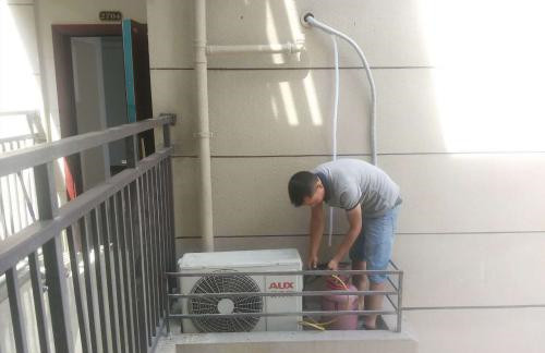 �V�� ���{(di��o) ��ѩ�N���T�Ԓ