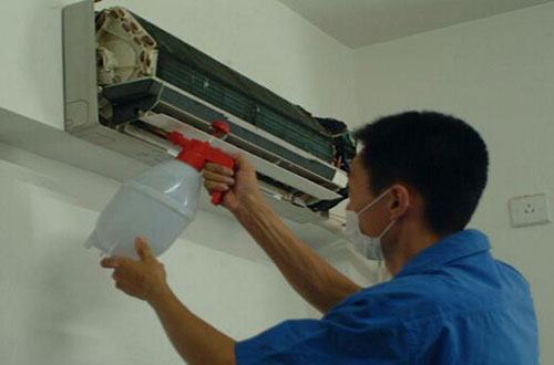 渭南家用空調(diào)清洗附近電話_專業(yè)空調(diào)清洗服務(wù)