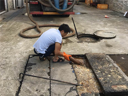 �Sʯ���I(y��)��ͨ��ˮ�ܵ��Ԓ�����Ԓ_�S���S��